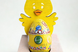 Porta huevo pollito